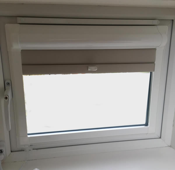 Roller blinds Belfast, Classic blind perfect fitted